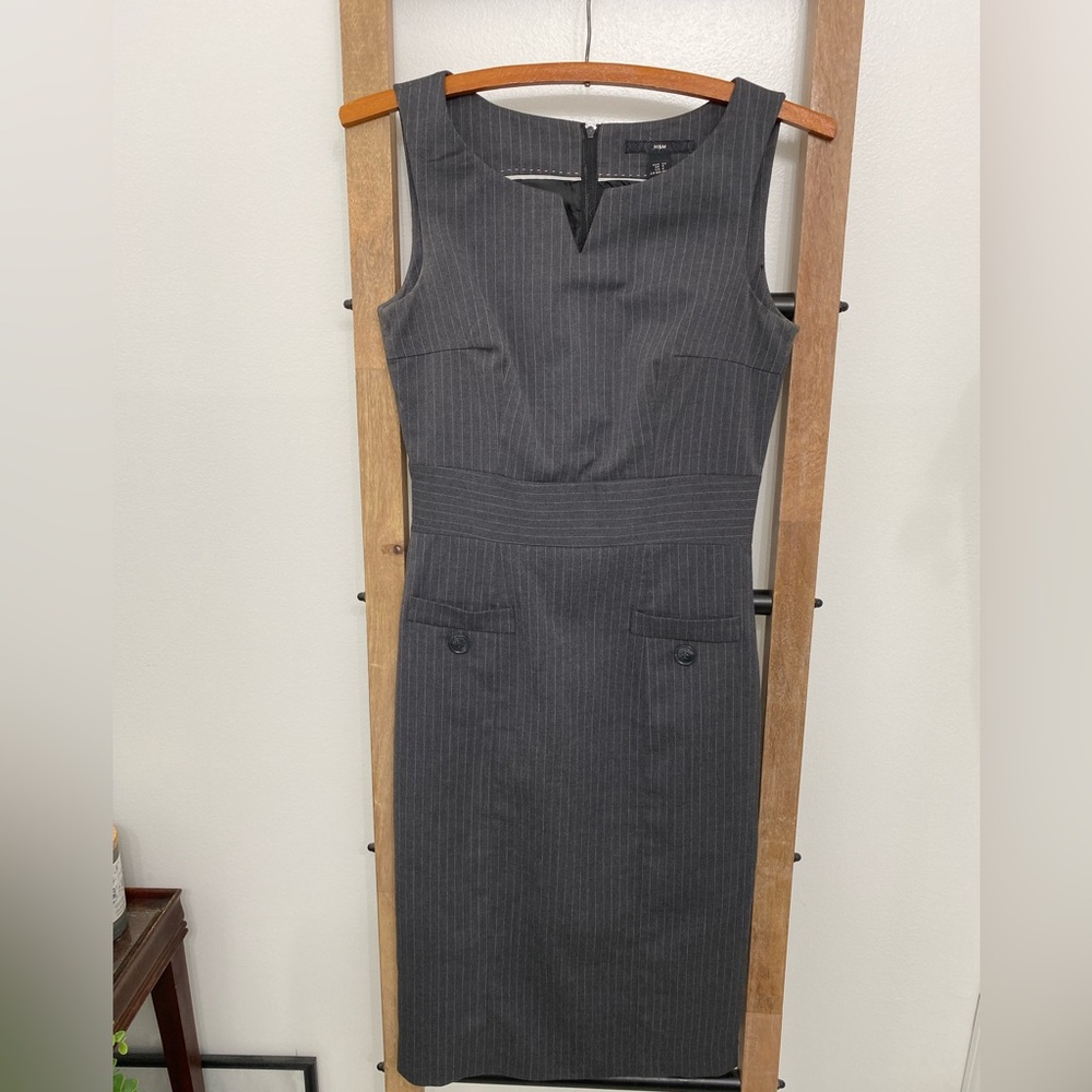 H&M Grey Pin Striped Dress|Sleeveless A lined Dress|Grey Business Dress Size 4